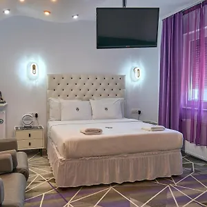 4* Pensiune Amethyst House Therme & Bucharest Airport
